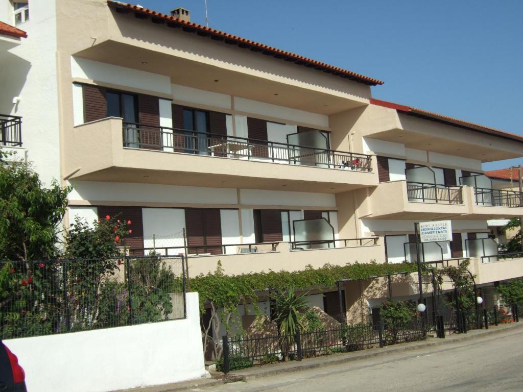 Kiwi Apartments Néa Fókaia מראה חיצוני תמונה