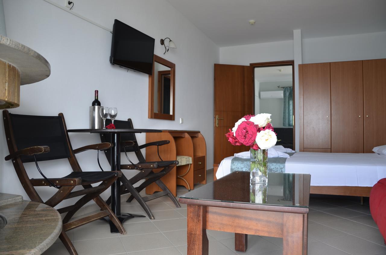 Kiwi Apartments Néa Fókaia מראה חיצוני תמונה