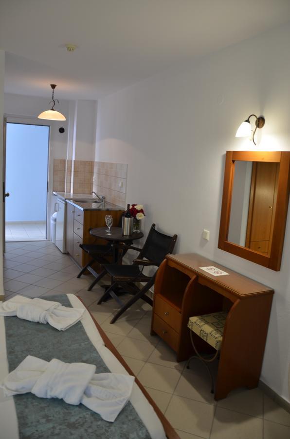 Kiwi Apartments Néa Fókaia מראה חיצוני תמונה