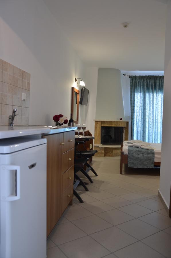 Kiwi Apartments Néa Fókaia מראה חיצוני תמונה