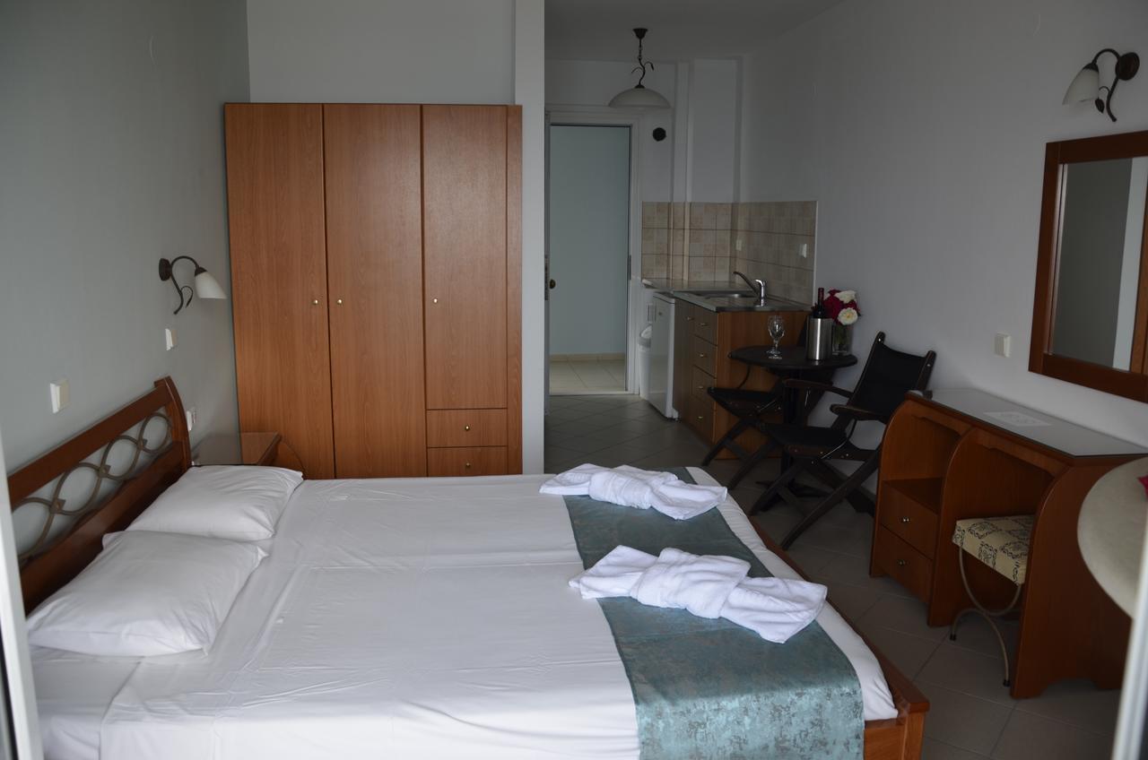 Kiwi Apartments Néa Fókaia מראה חיצוני תמונה