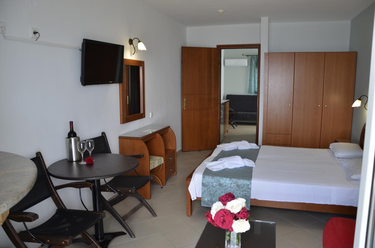 Kiwi Apartments Néa Fókaia מראה חיצוני תמונה